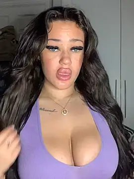 ChloeChannelUkx webcam