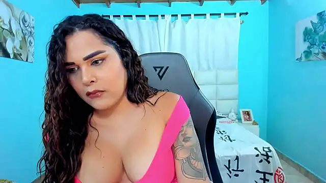 shadia-orozco webcam