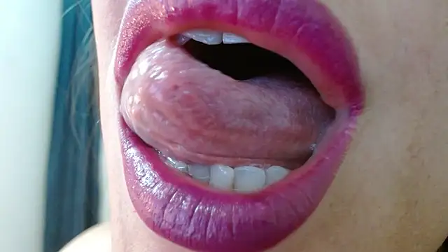 miss_evoleth2 webcam