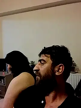 gupsemilf19 Live Web Cam Show
