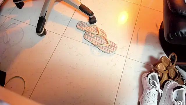 KimberlySaen webcam