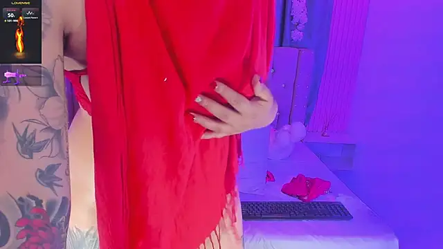 Nayla-Mouna webcam