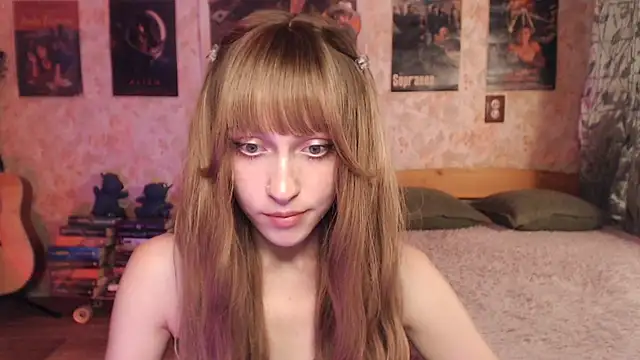 Friendly_Ellie webcam