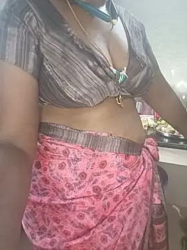Tamil-hotwife Live Web Cam Show