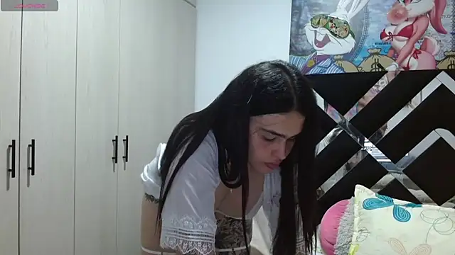 SarithaBunny's live cam