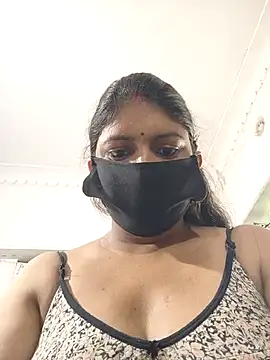 Funcouple0069 webcam