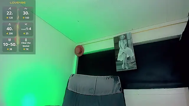 Kendall_hornyy webcam