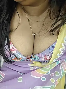 Curvy_Pooja webcam