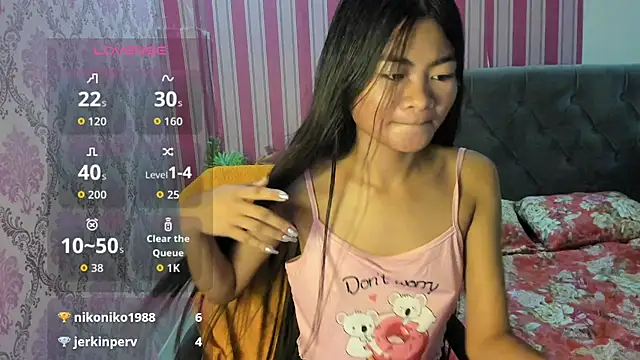 Mica_Jones