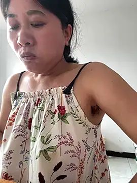 daaqnn - Daaqnn's free webcam - UK Sex Cams