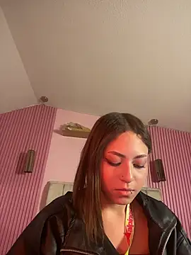 prettyamber - PrettyAmber's free webcam - UK Sex Cams