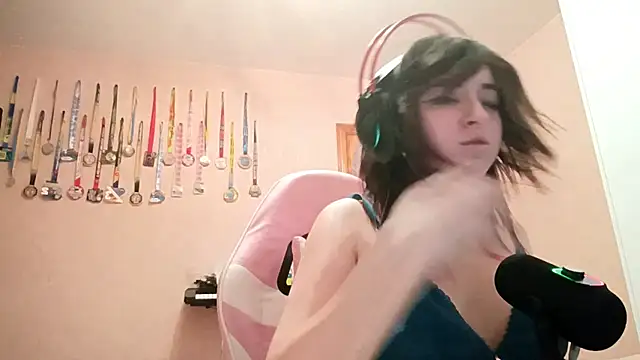 handsloveer webcam