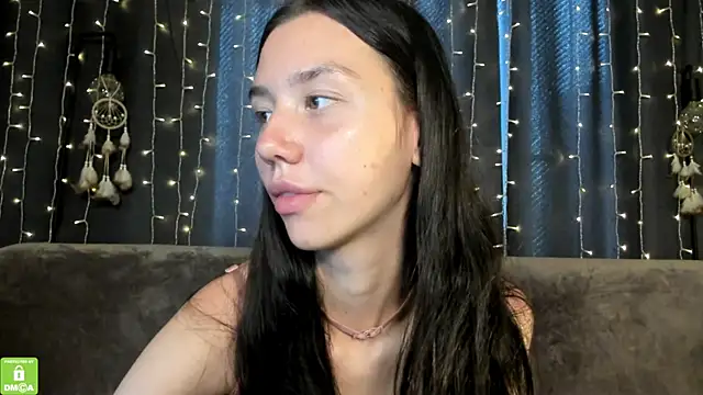 Amelia_skyy webcam