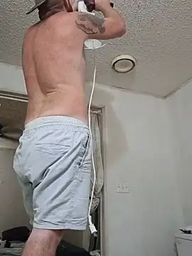 Clarkodile95 webcam