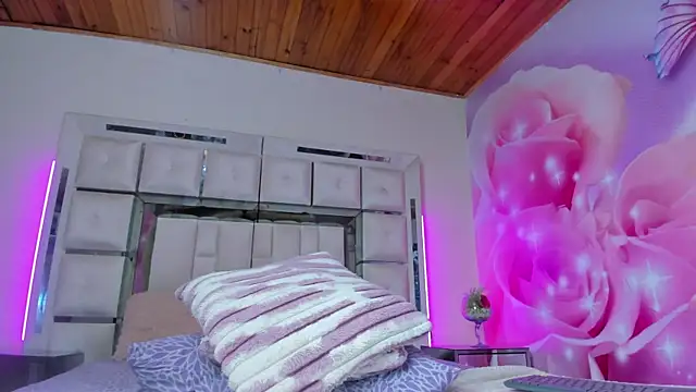 mia_peyton webcam