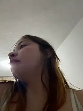 AliciaWhite_nt webcam