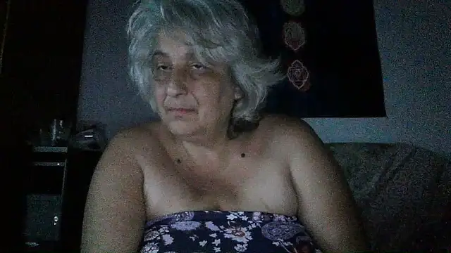 ExquisiteMature webcam