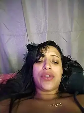 SaharQamar webcam