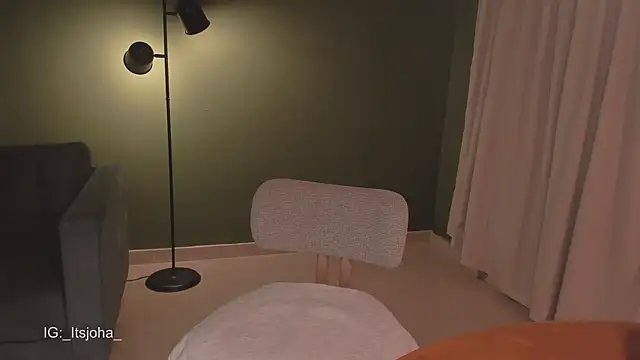 Lovinggirl_ webcam