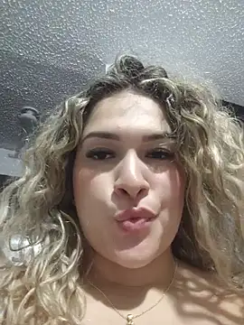 Sara_smiiith211 webcam