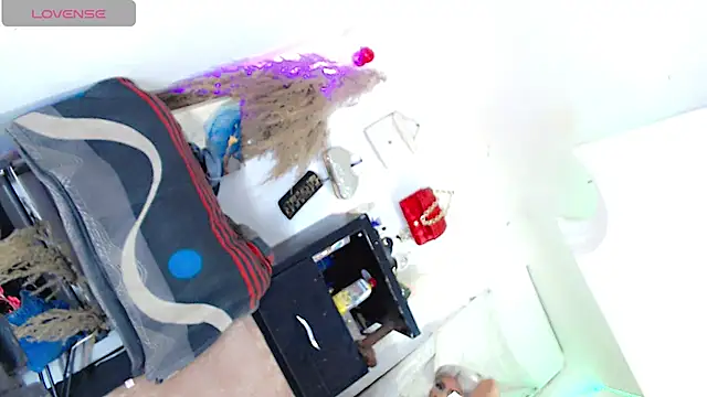 ravenous_charmer webcam