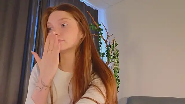 Nicole_Broown_ webcam