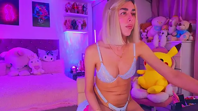 MadamBarbiee webcam
