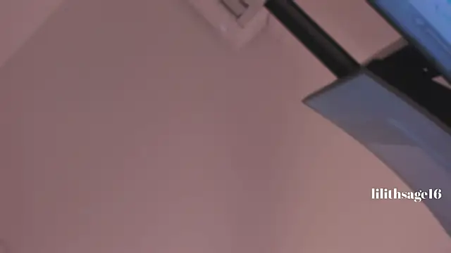 Lilith_Sage_ webcam
