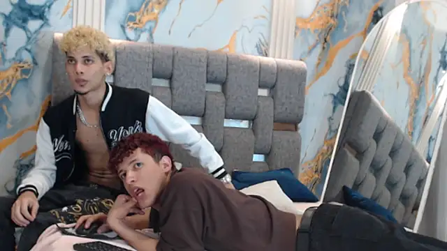 YOUNG_BOYS_HELL webcam