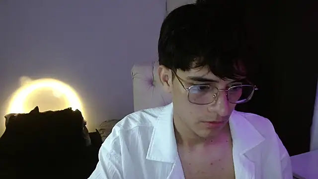 noah_millerx webcam