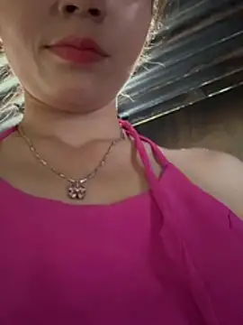 Aria_Maya webcam