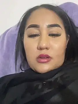 Valentina_Tilly webcam