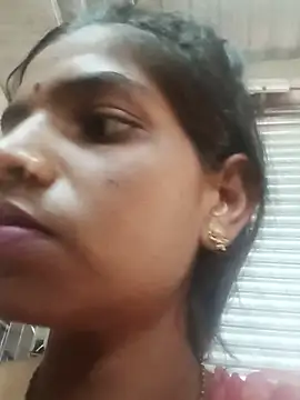 Cut_usha35 webcam