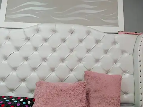 Sophie_Time webcam