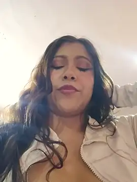 -TheCatCrazy- live cam on StripChat
