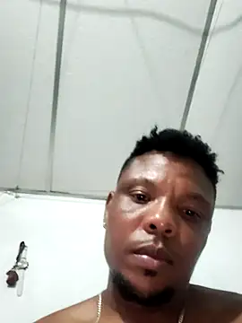 hugo3918_ webcam