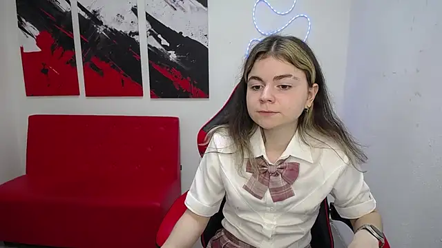 TinaRedly webcam