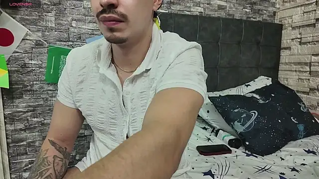 Hot_Couple_699 webcam