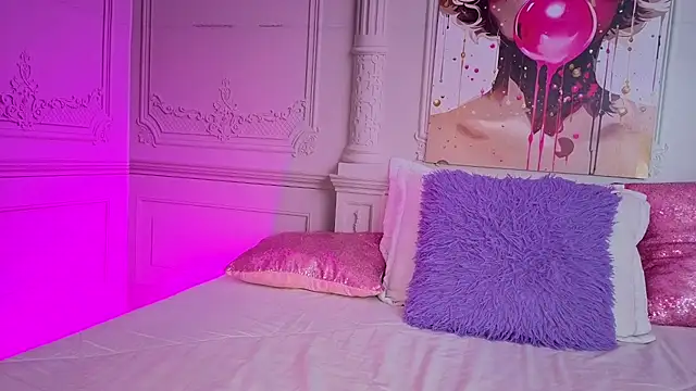 Carohorny4u webcam