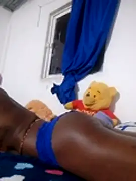 dafnnelewis live cam room