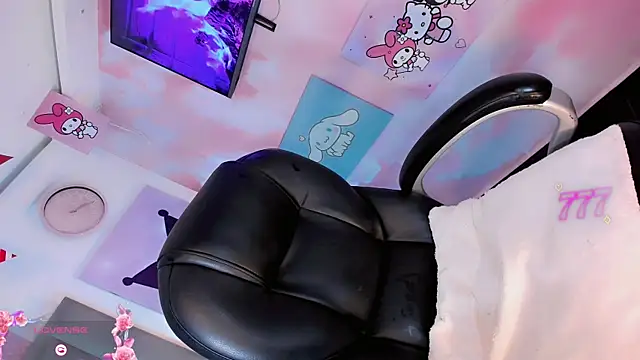 EmmaSweet23 webcam