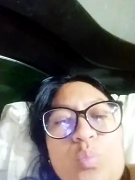 LatinSquirtBaby webcam