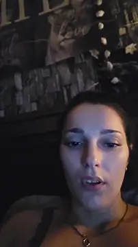 Eda_kiss webcam