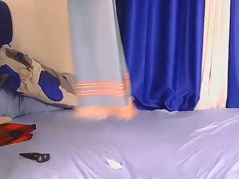 CurvyBody22 webcam