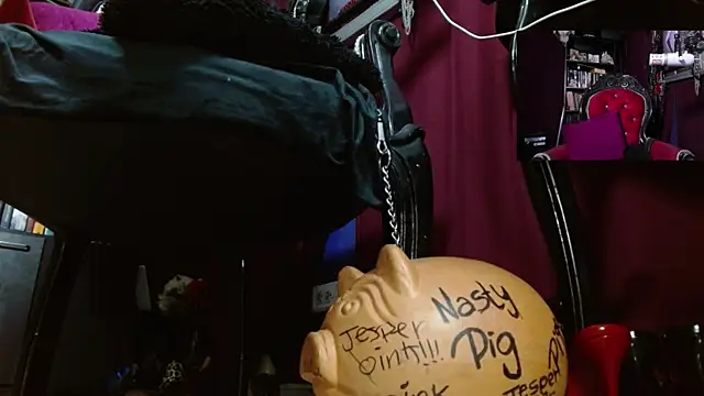 MeGoddesSara webcam