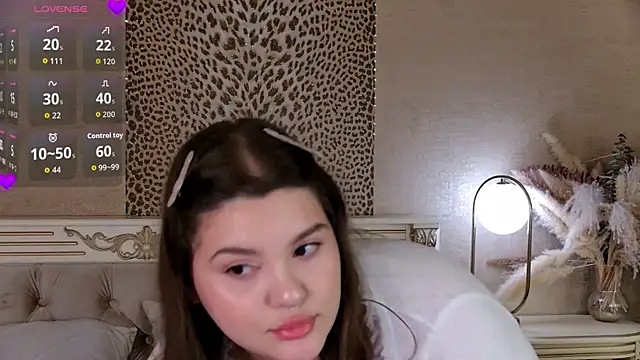 EmilyHyde webcam