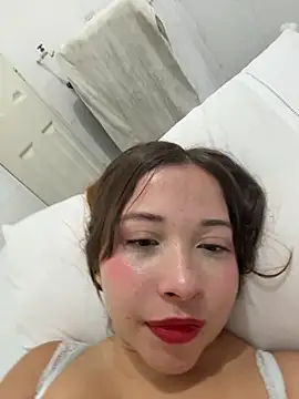 AliciaWhite_nt webcam