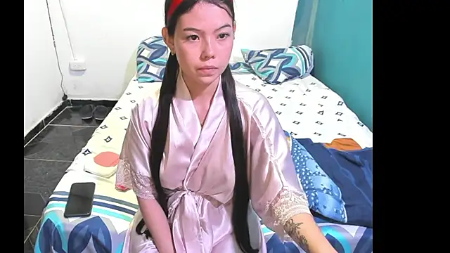 Draculaura_X webcam