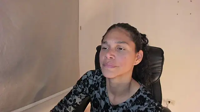 _aish_a webcam