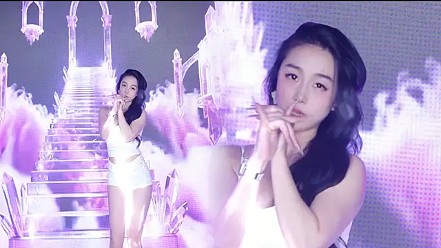 AOA--girl webcam